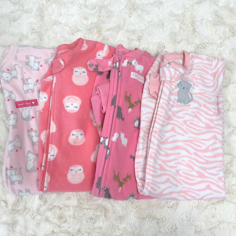 4 pack of fleece gowns